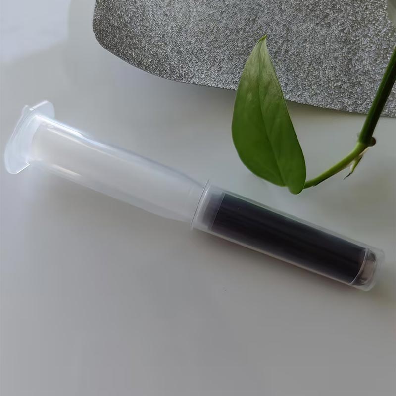 Antibakterijski gel s srebrovimi ioni za moške